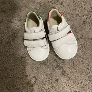 A Toddler Gucci outfit that was used for a photo shoot only.
